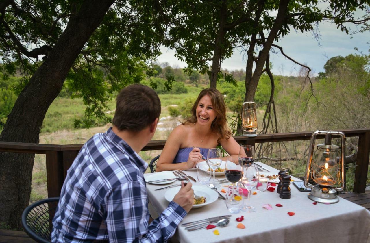 Lion Sands - Tinga Lodge Skukuza Exterior photo