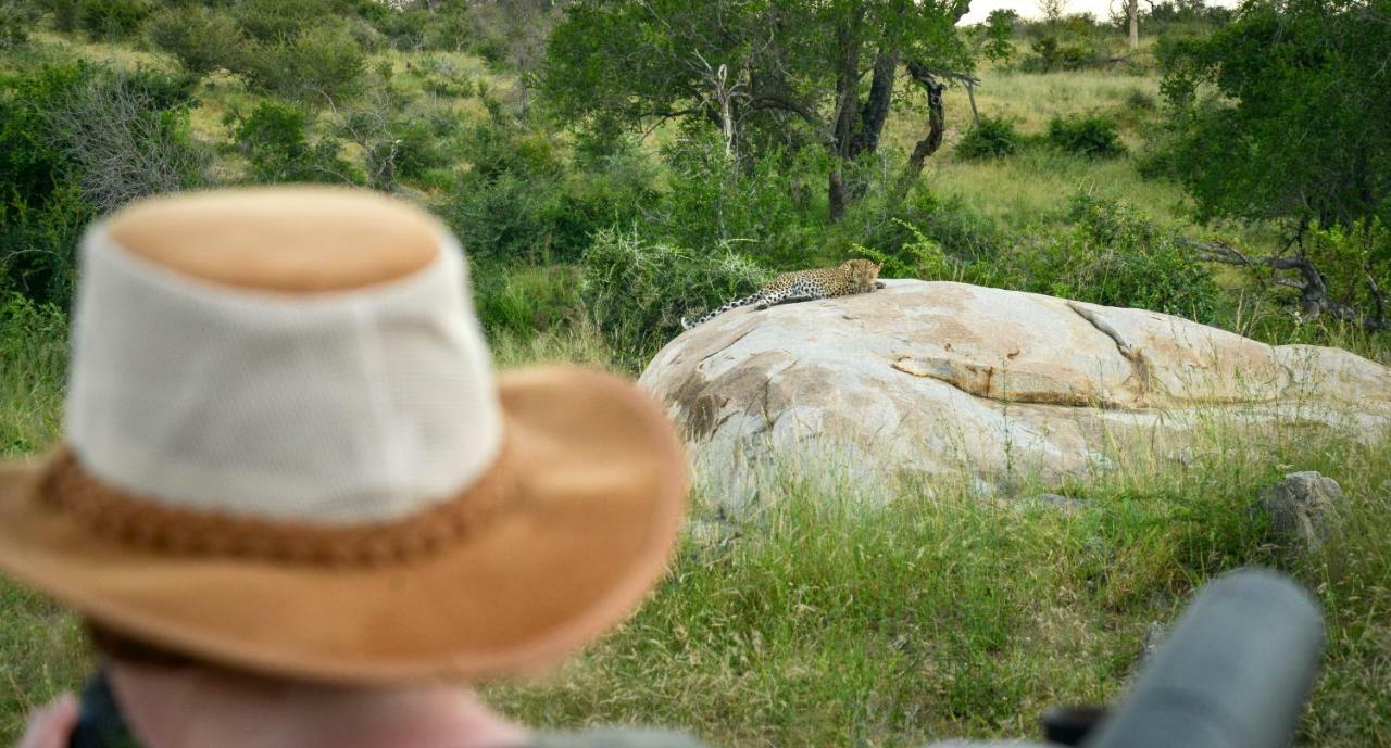 Lion Sands - Tinga Lodge Skukuza Exterior photo